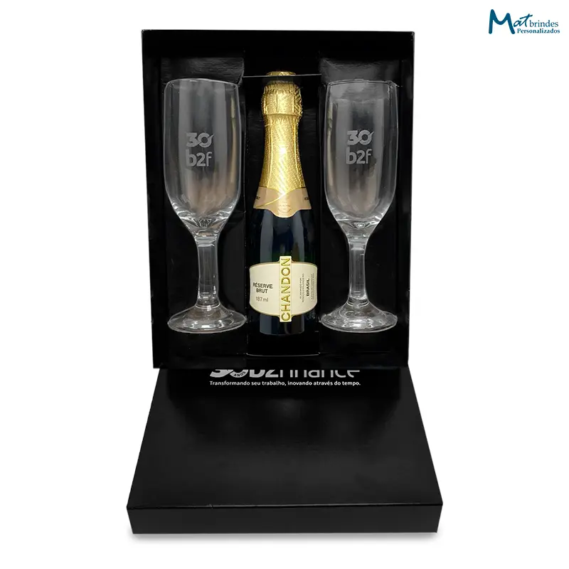 Kit Chandon com 2 Taças Personalizado - MB702