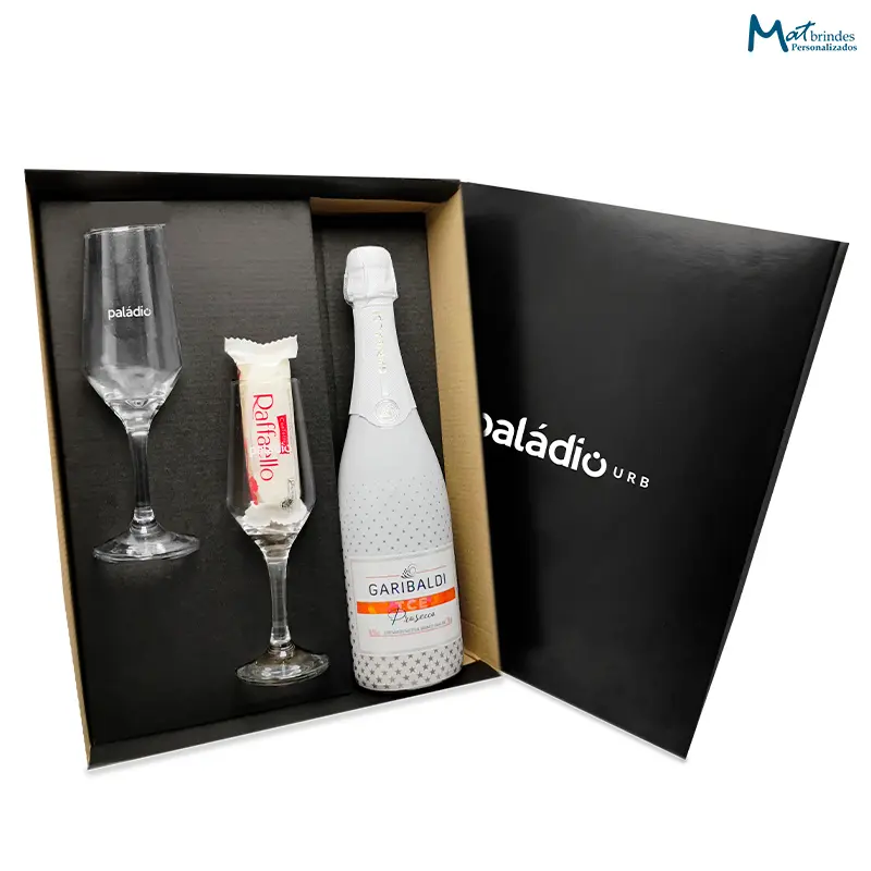 Kit Espumante Garibaldi Ice de 750ml com Chocolate Raffaello - MB699