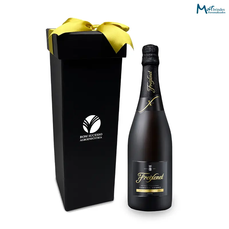 Kit Espumante Freixenet Cordon Negro 750ml na Caixa Cartonada - MB736